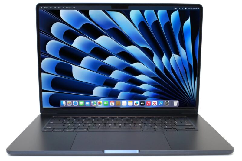 Macbook Air 15" M3 / 8Gb / 256Gb